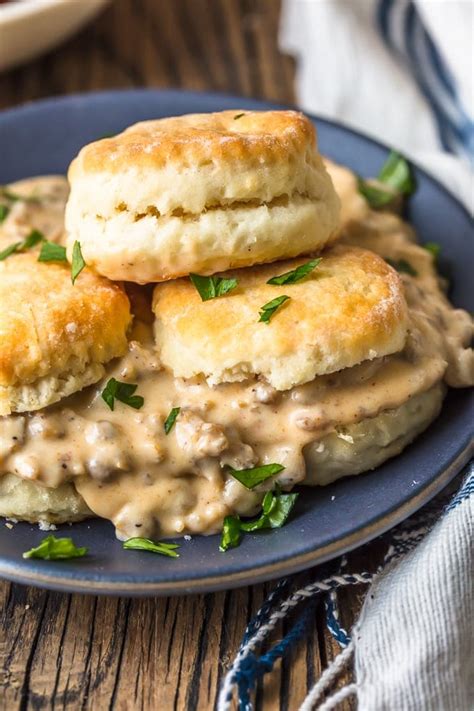 homemade-sausage-gravy-for-biscuits-and-gravy image