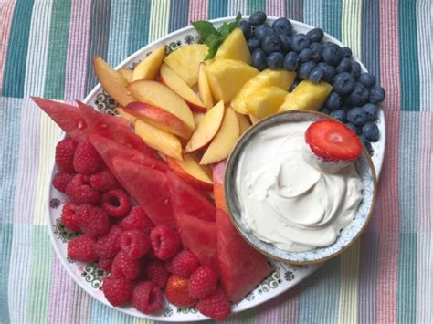 easy-and-deliciously-healthy-dip-recipe-for-fruit-trays image