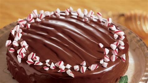 triple-chocolate-cake-with-chocolate-peppermint-filling image