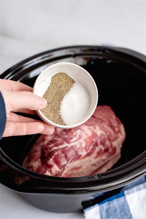 crock-pot-pulled-pork-recipe-southern-style image