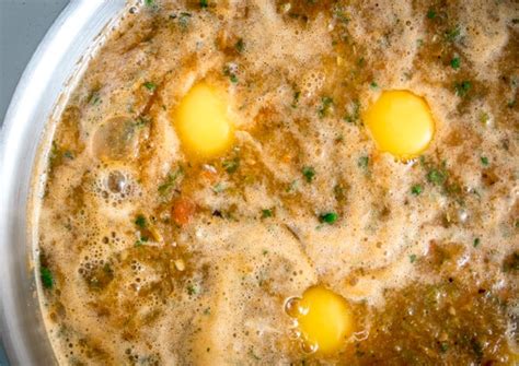 huevos-ahogados-eggs-poached-in-salsa-mexican image