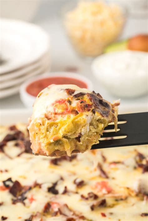 mexican-breakfast-casserole-love-bakes-good-cakes image