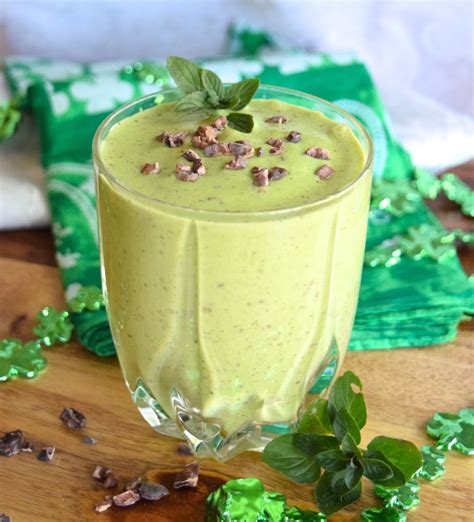 banana-mint-chip-smoothie-further-food image