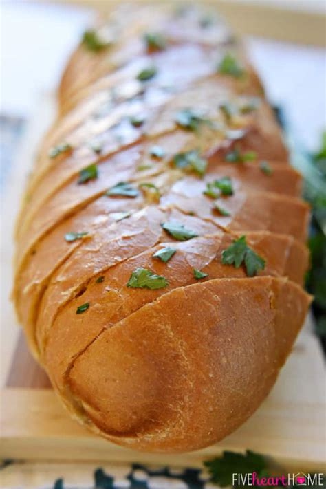 garlic-bread-with-fresh-garlic-parsley-fivehearthome image