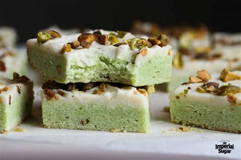 pistachio-bars-imperial-sugar image