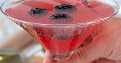 10-best-blackberry-martini-recipes-yummly image
