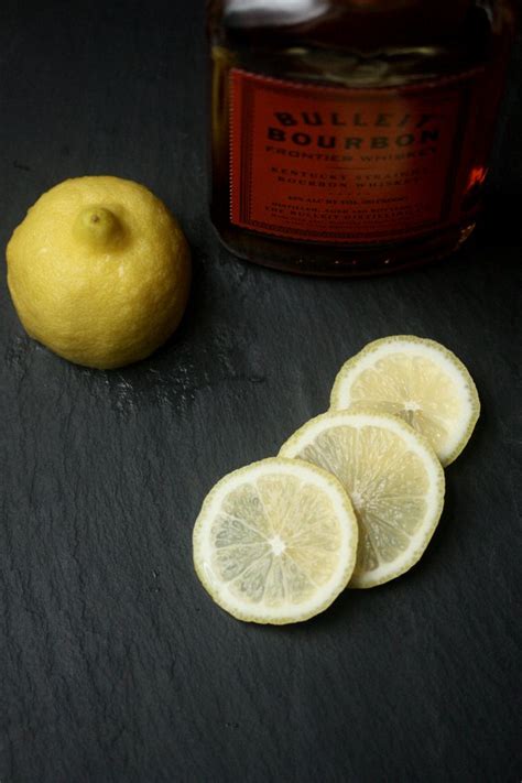 blt-cocktail-recipe-bourbon-lemon-and-tonic-feed image