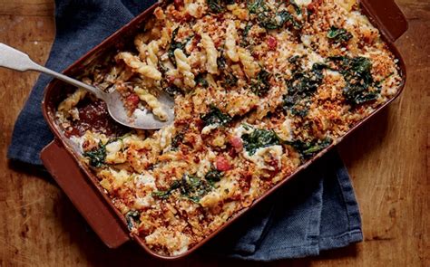 mac-cheese-with-spinach-pancetta-new-england image