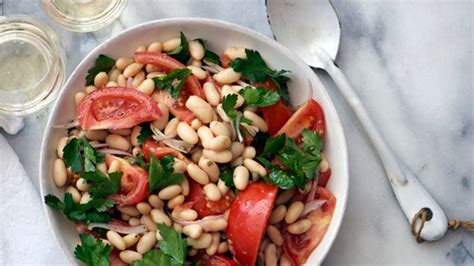 tomato-and-white-bean-salad-with-capers image