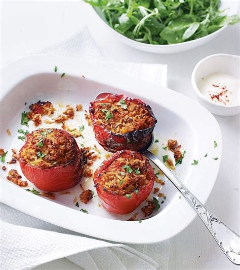 red-peppers-stuffed-with-pork-and-rice image