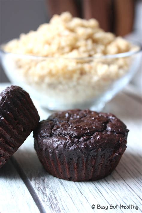 chocolate-quinoa-muffins-busy-but-healthy image