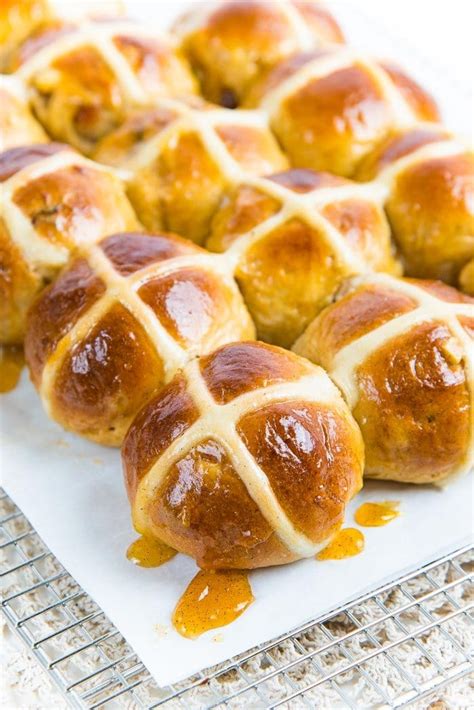 soft-and-fluffy-classic-hot-cross-buns-the-flavor-bender image