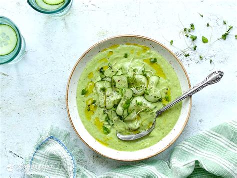low-carb-chilled-cucumber-soup-ketodiet-blog image