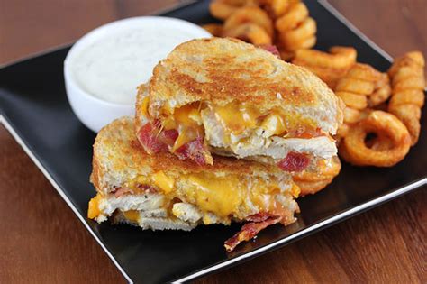 chicken-bacon-ranch-grilled-cheese-recipe-blogchef image