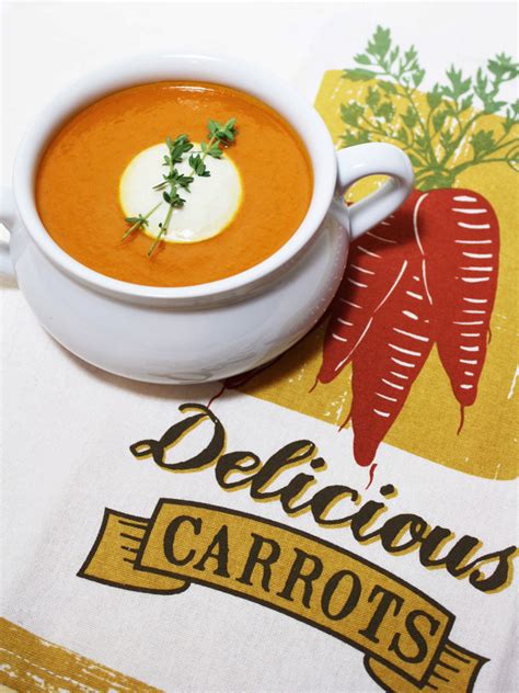 raw-vegan-carrot-thyme-soup-mariko-sakata image