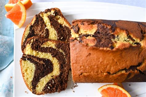 chocolate-and-orange-marble-cake-mia-kouppa-greek image