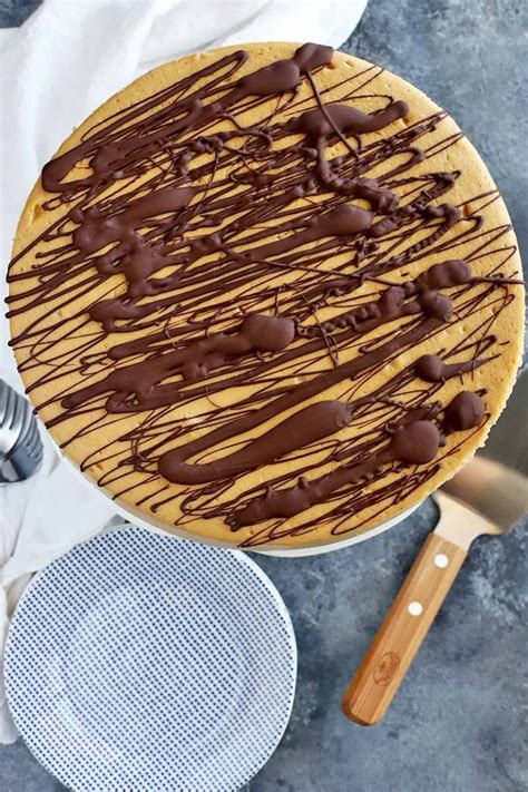 foolproof-cheesecake-with-pecan-crust-recipe-foodal image