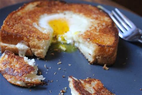 grilled-cheese-egg-in-a-hole-today image