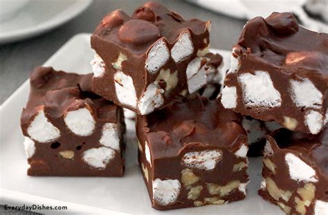 10-minute-rocky-road-fudge-everyday-dishes image