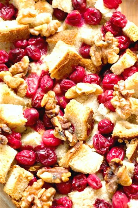 cranberry-walnut-stuffing-crunchy-creamy-sweet image