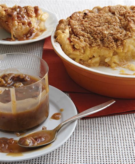 recipe-for-caramel-apple-crumb-pie-almanaccom image