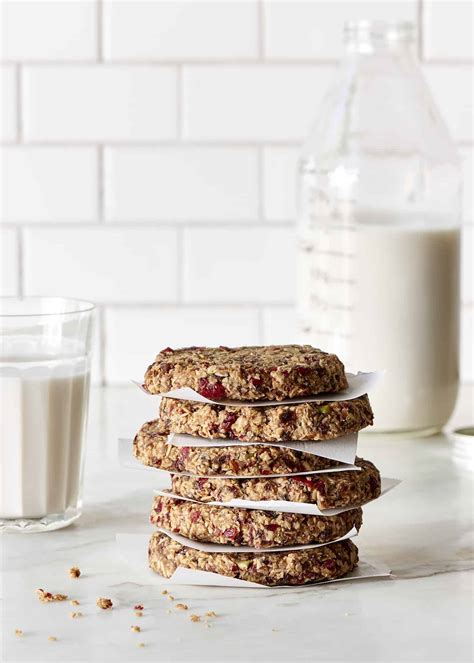 raw-vegan-raisin-cranberry-oatmeal-cookies-the image