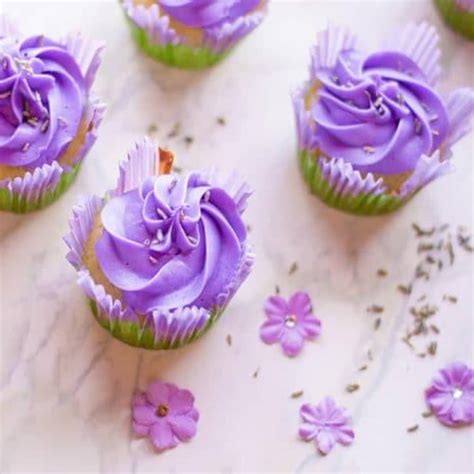 lavender-cupcakes-with-buttercream-frosting-delicious image