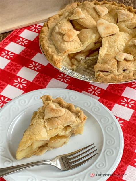 moms-best-apple-pie-recipe-best-easy-homemade image