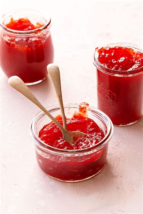 cranberry-pepper-jelly-love-and-olive-oil image