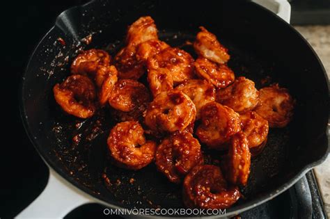 chinese-chili-garlic-shrimp-omnivores-cookbook image