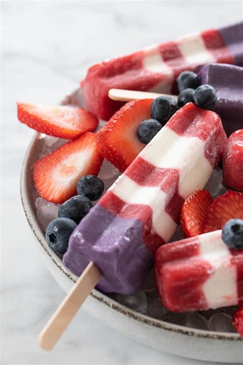 healthier-recipe-for-homemade-bomb-pops-sugar-and image