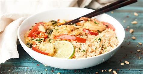 thai-seafood-curry-recipe-with-three-types-of-seafood image
