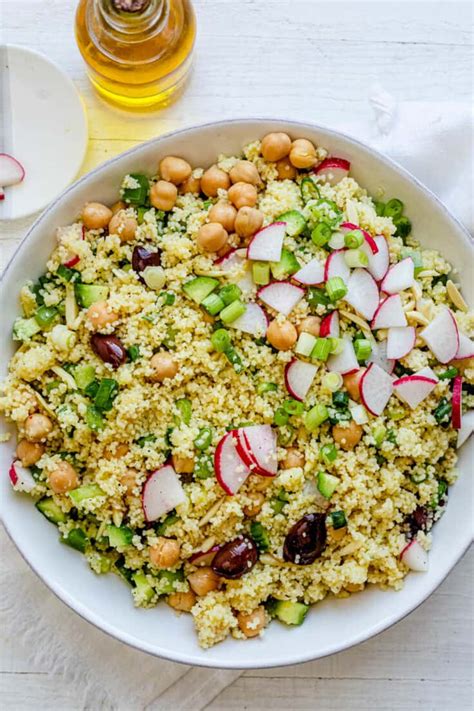 moroccan-chickpea-couscous-salad-feelgoodfoodie image