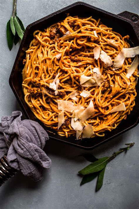 creamy-pumpkin-pasta-sauce-easy-30-minute image