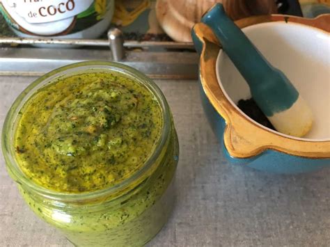 green-curry-paste-for-the-perfectly-spiced-curries image