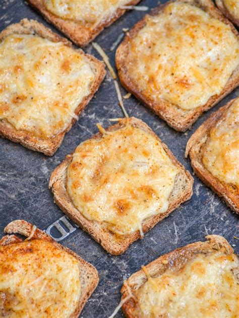 cheesy-parmesan-rye-cocktail-party-bites-4-sons-r-us image