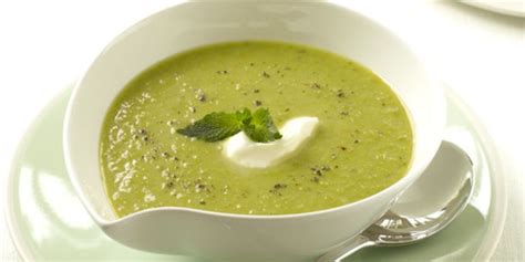 courgette-and-leek-soup-netdoctor image