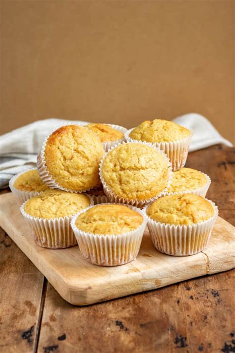 vanilla-mango-muffins-veggie-desserts image
