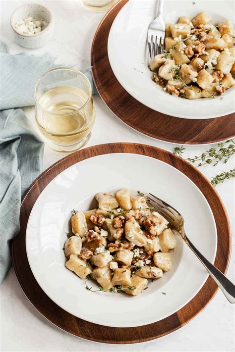ricotta-gnocchi-recipe-with-blue-cheese-sauce-dinner image