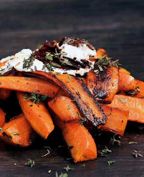 burnt-carrots-goat-cheese-and-garlic-chips-leites image
