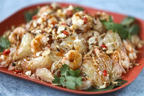 easy-pomelo-salad-with-shrimp-recipe-scmp-cooking image