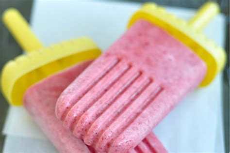 recipe-strawberry-yogurt-popsicles-kitchn image