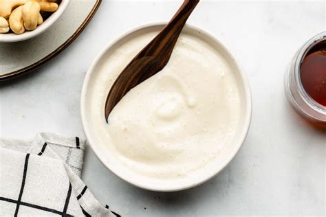 maple-vanilla-cashew-cream-4-ingredients-okonomi-kitchen image