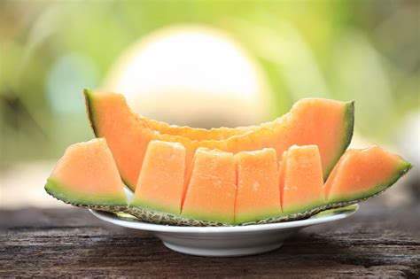 melon-with-chile-salt-and-lime-bigoven image