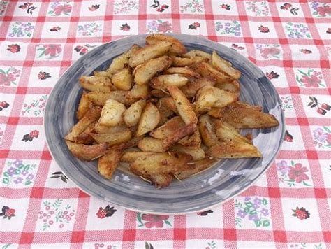 roasted-potatoes-patate-arrosto image