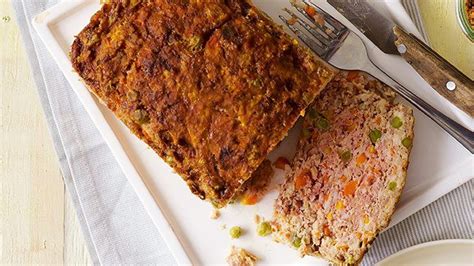 chicken-and-beef-meatloaf-recipe-yummyph image