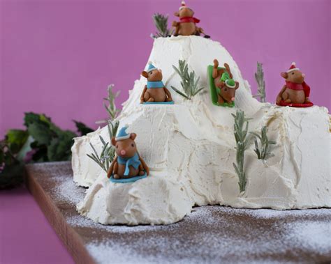 gusto-tv-ski-slope-eggnog-cake image