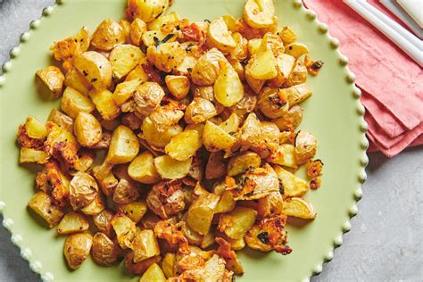 best-parmesan-roasted-potatoes-recipe-the-mom-100 image