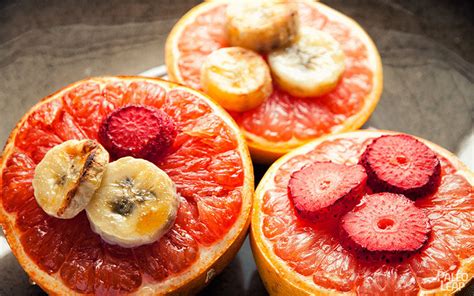broiled-grapefruit-recipe-paleo-leap image