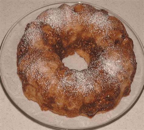 10-pear-cake-recipes-to-make-this-fall image